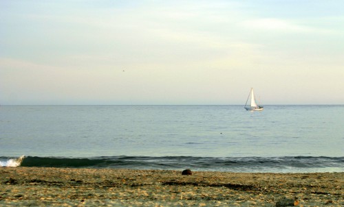 boat-beach.jpg