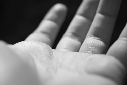 handsbw.jpg